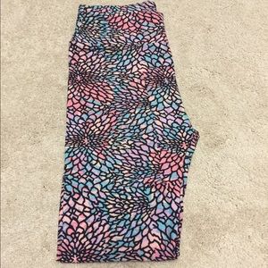 Lularoe mermaid scale leggings